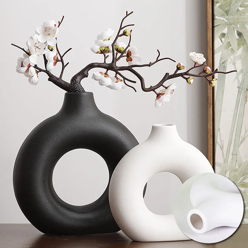 Elevate Your Space with Our Modern Flat Minimalist Donut-Shaped Vase - Perfect for Single Flower Arrangements and Elegant Home Decor